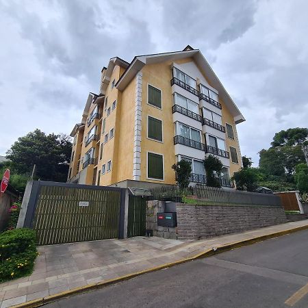 1D Com Lareira No Centro De Gramado Apartment Bagian luar foto